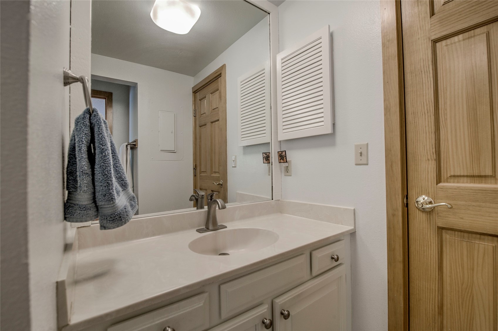 187 N Fuller Placer Road B Property Photo 14