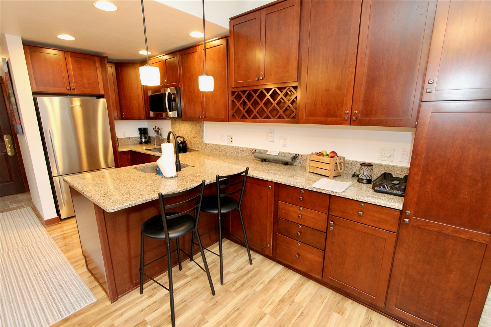 184 Copper Circle 313 Property Photo 6