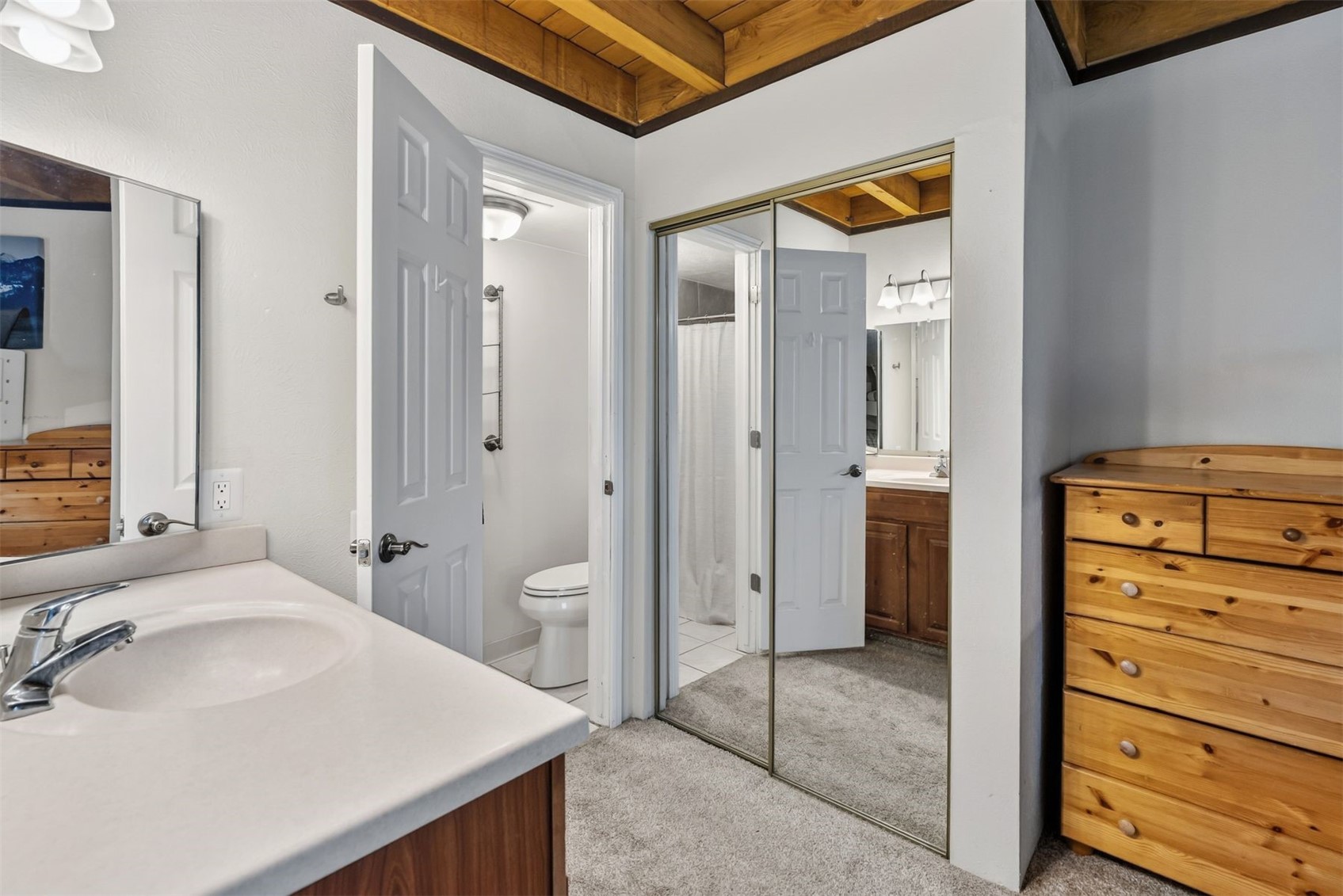 8100 Ryan Gulch Road 106 Property Photo 15