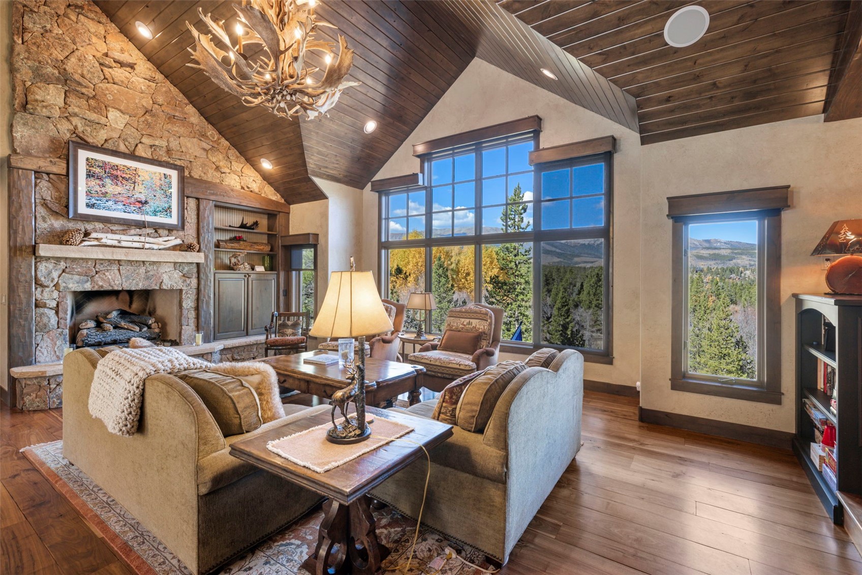 984 Gold Run Road Property Photo 4