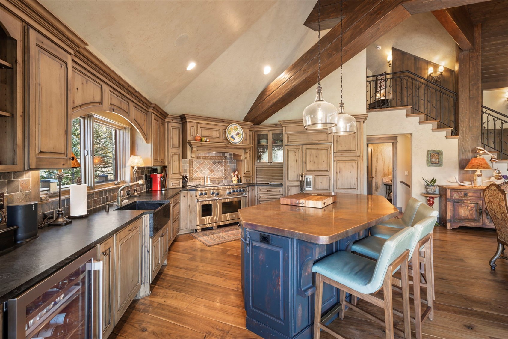 984 Gold Run Road Property Photo 16