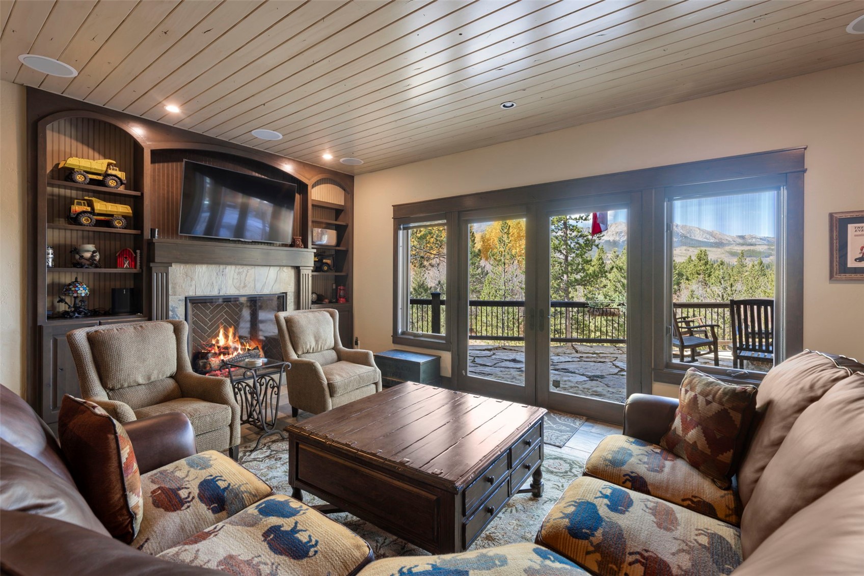 984 Gold Run Road Property Photo 25