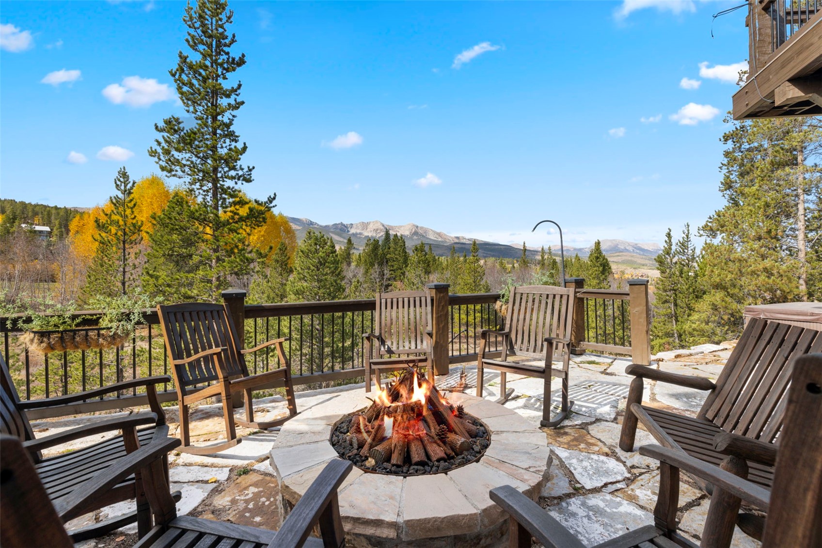 984 Gold Run Road Property Photo 42