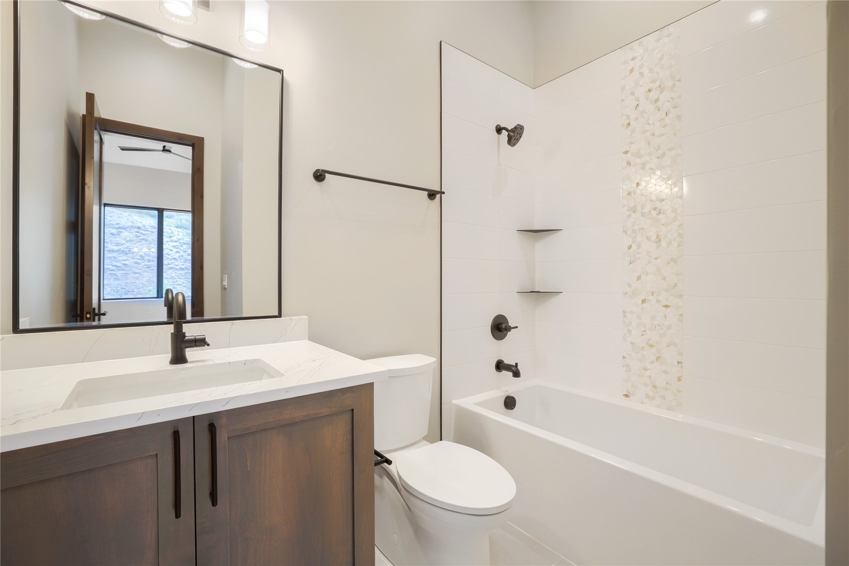 334 Monitor Drive Property Photo 41