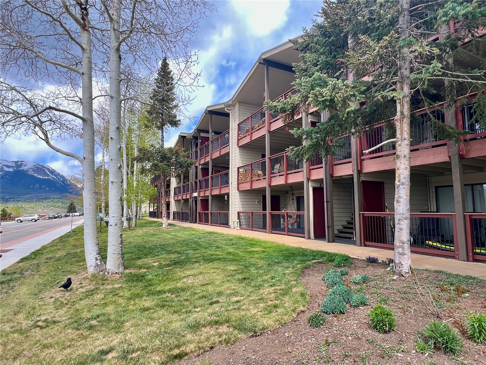 244 Lodgepole Street 15 Property Photo 5