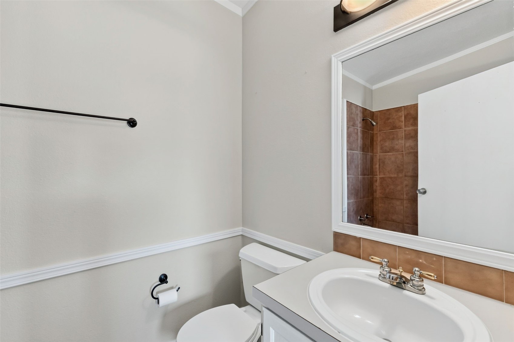 631 Summit Drive Property Photo 10