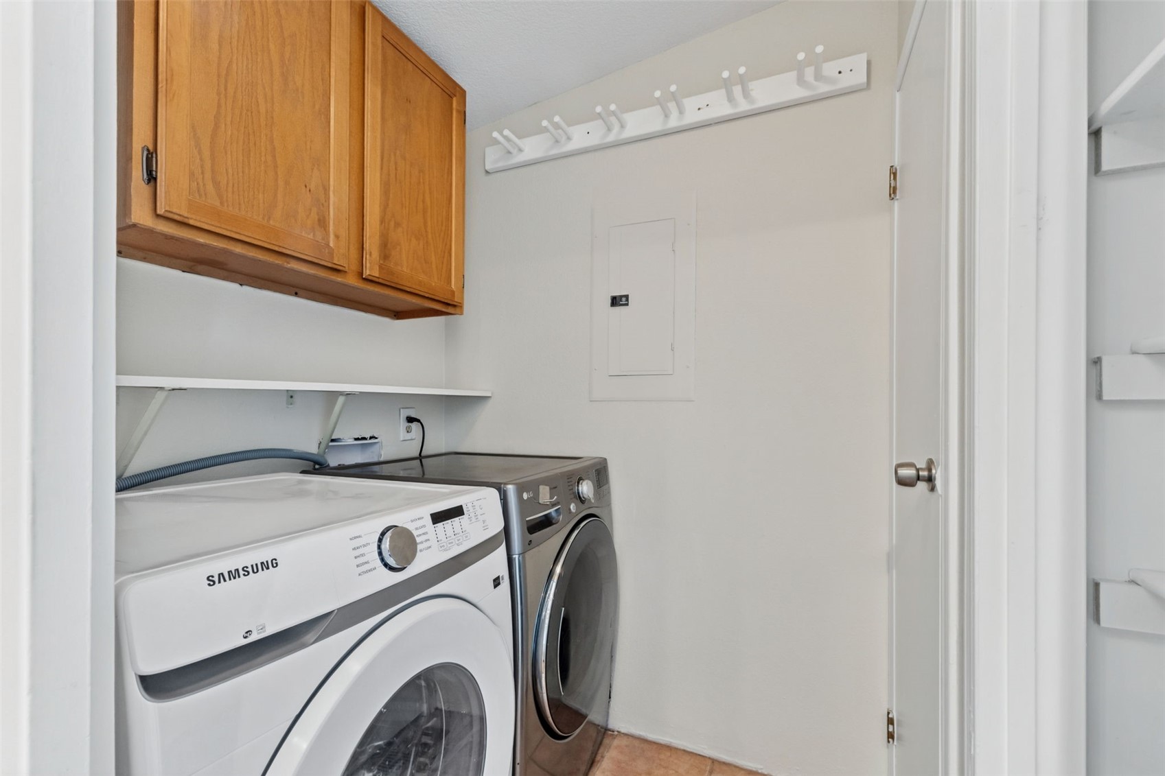 631 Summit Drive Property Photo 20