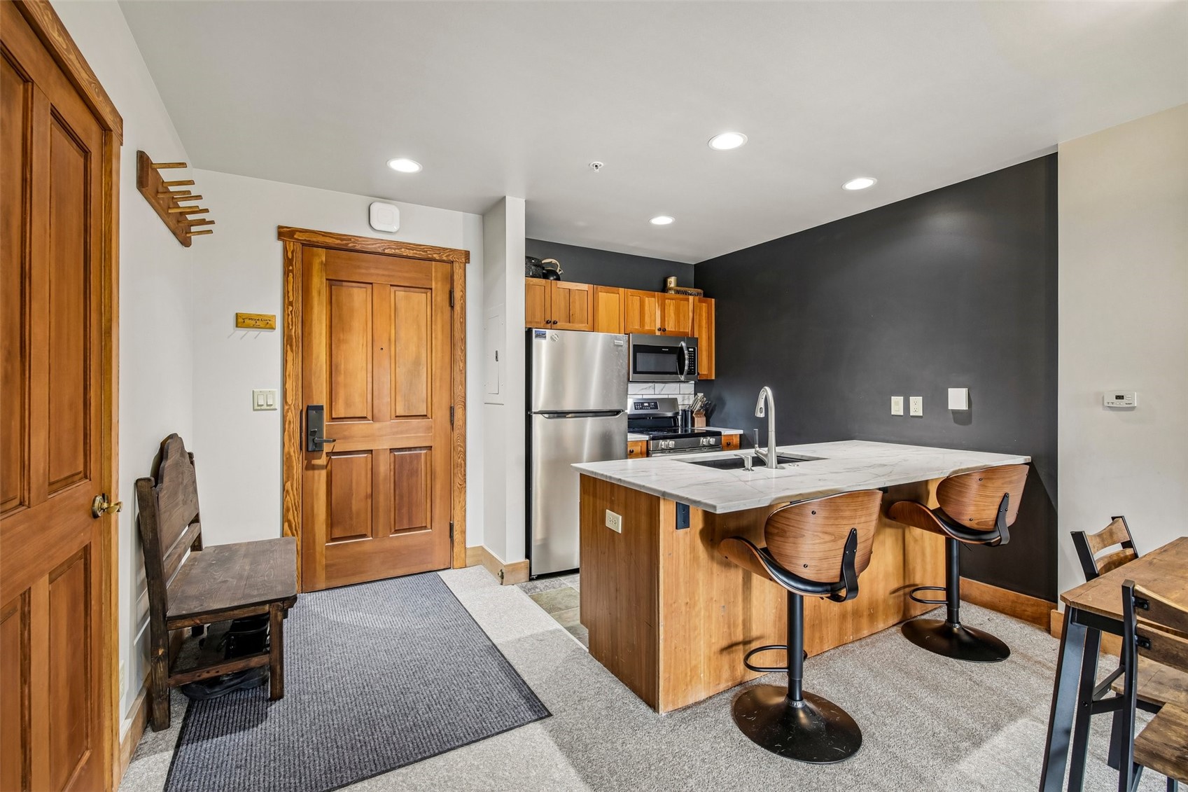 20 Hunki Dori Court 2284 Property Photo 4
