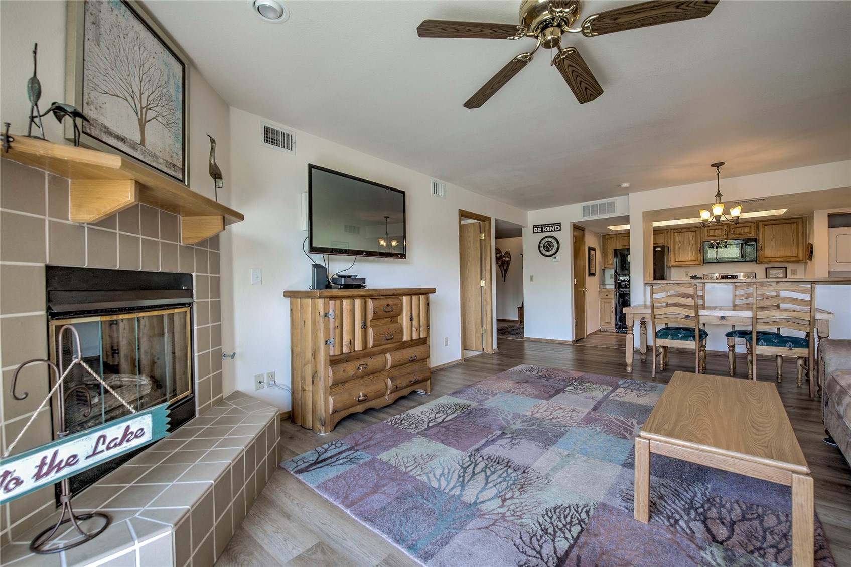 1610 Lakeview Terrace A101 Property Photo 3
