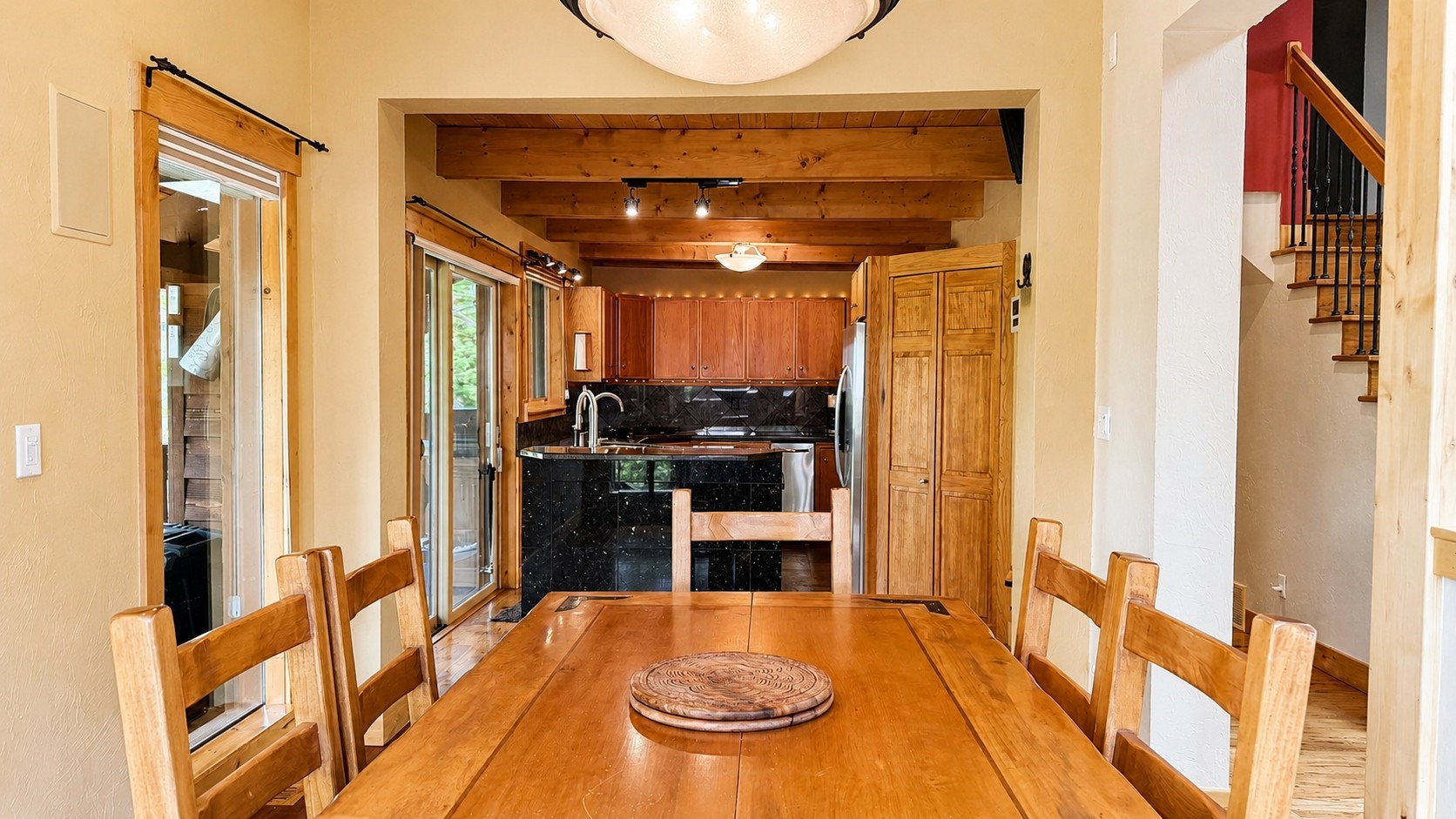 203 Lone Hand Way Property Photo 9