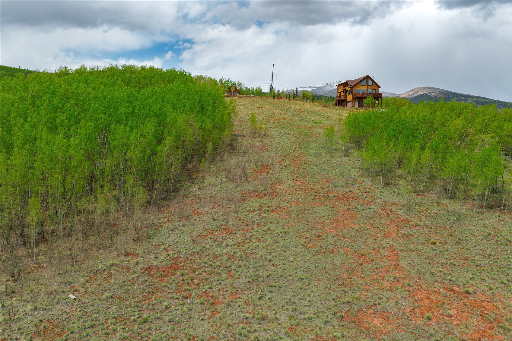 562 Palmer Peak Drive Property Photo 10