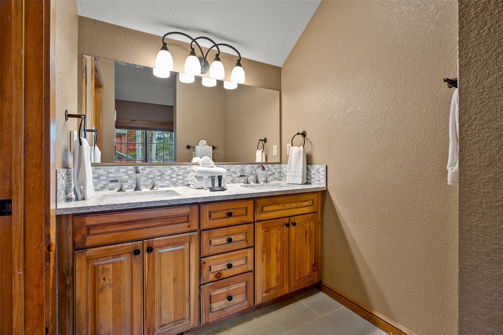 57 Lake Ridge Circle 1848 Property Photo 32