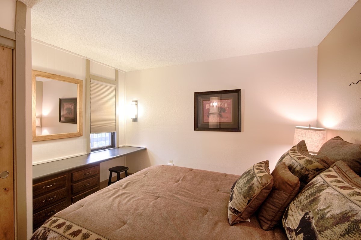 1167 Ski Hill Road 182 Property Photo 25