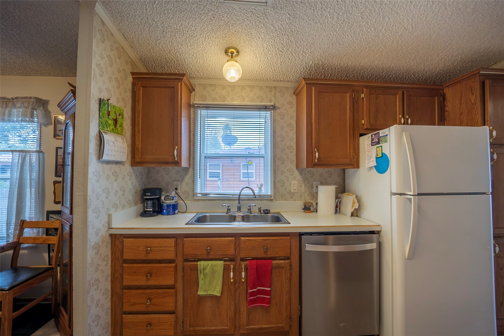119 Lincoln Street Property Photo 12