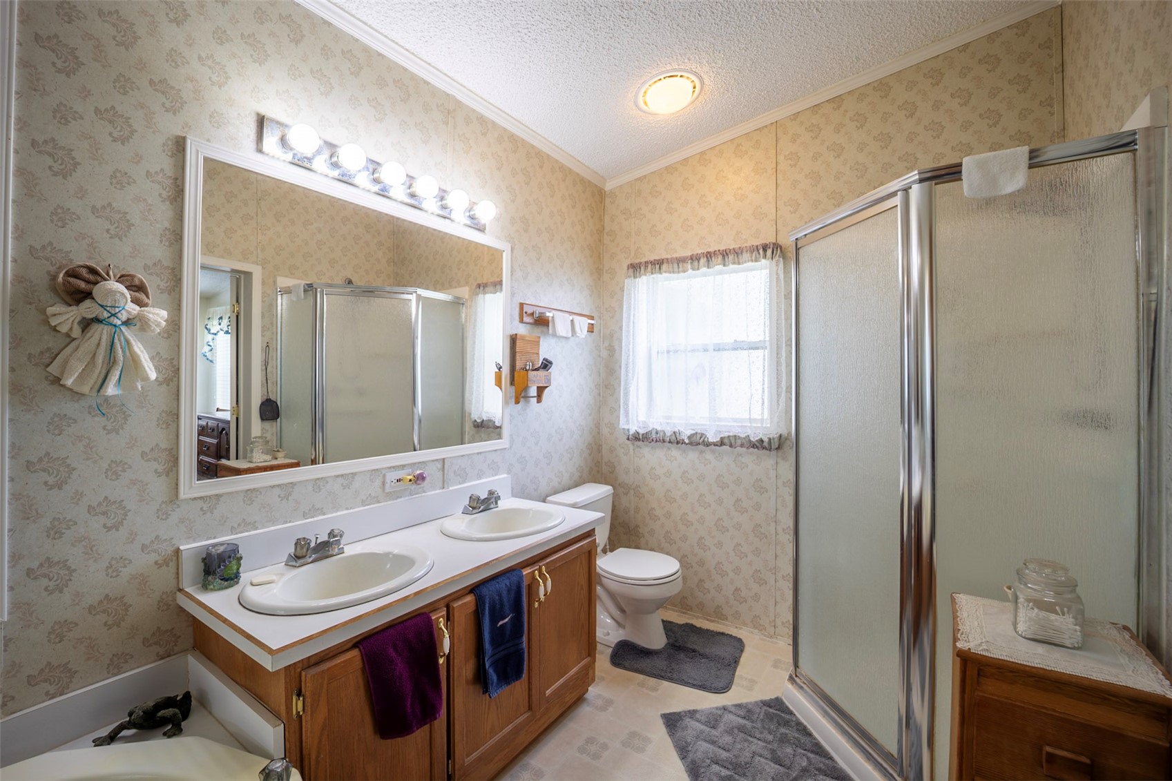 119 Lincoln Street Property Photo 17