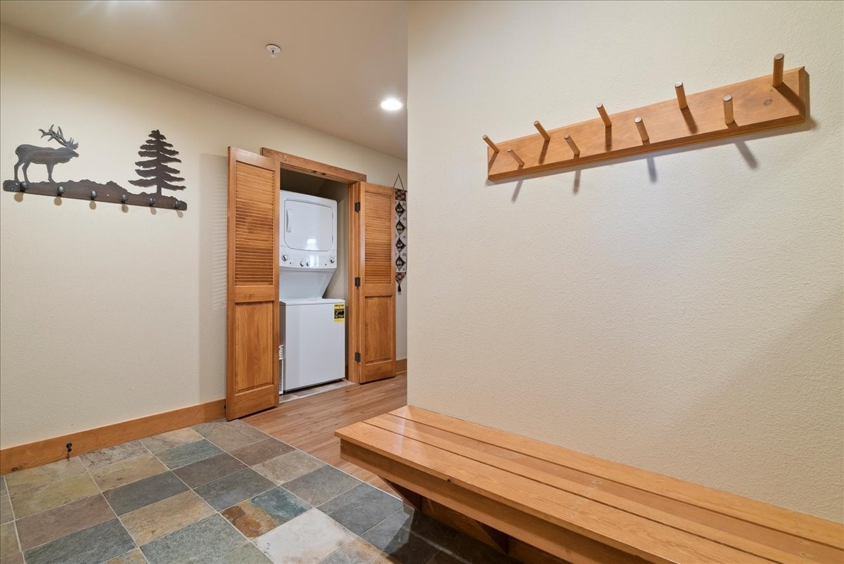 201 Hawk Circle 2329 Property Photo 17