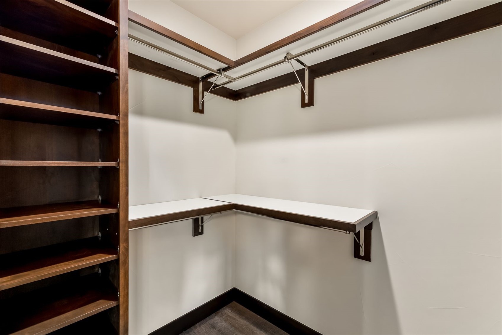 15 W Baron Way Property Photo 18