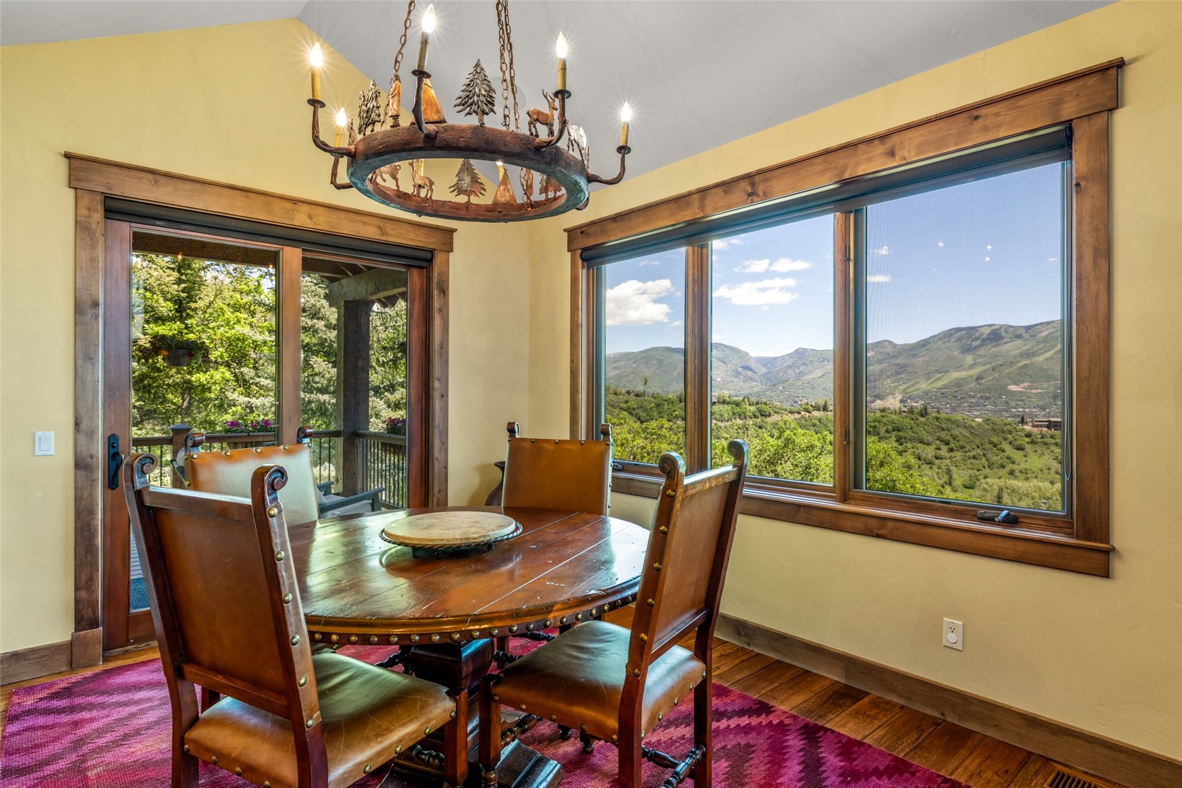 31050 Sweetwater Drive Property Photo 18