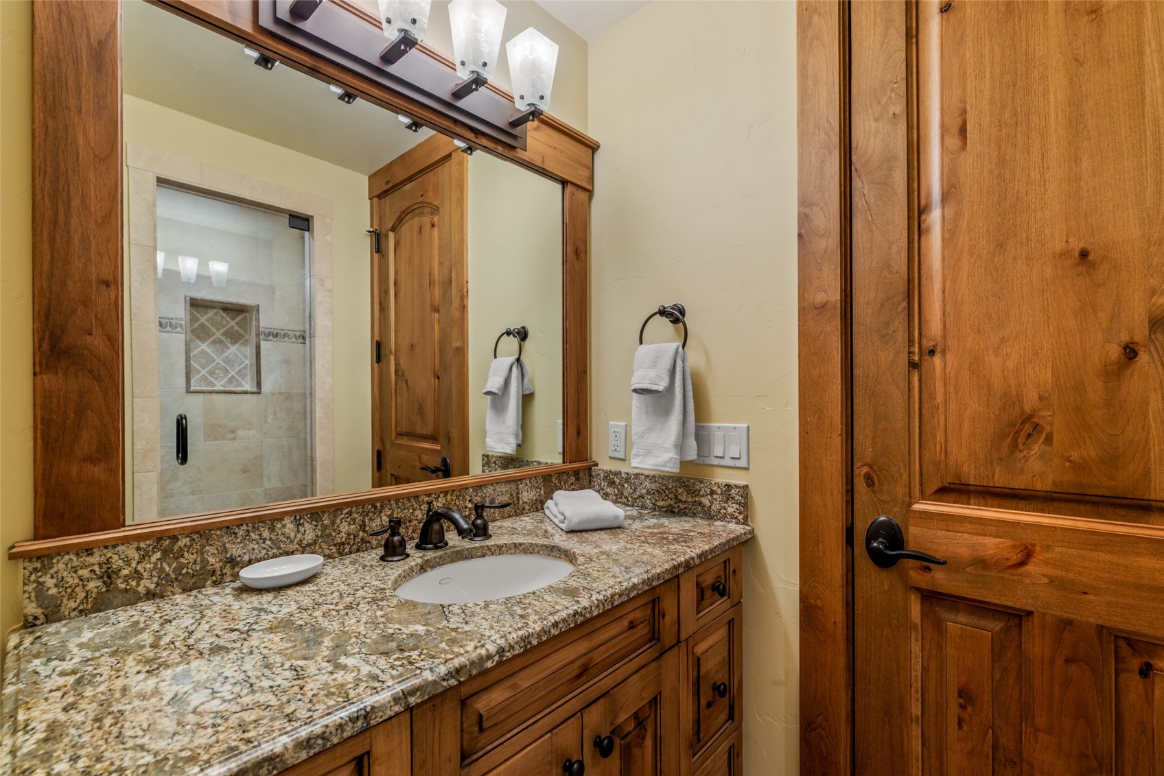 31050 Sweetwater Drive Property Photo 35