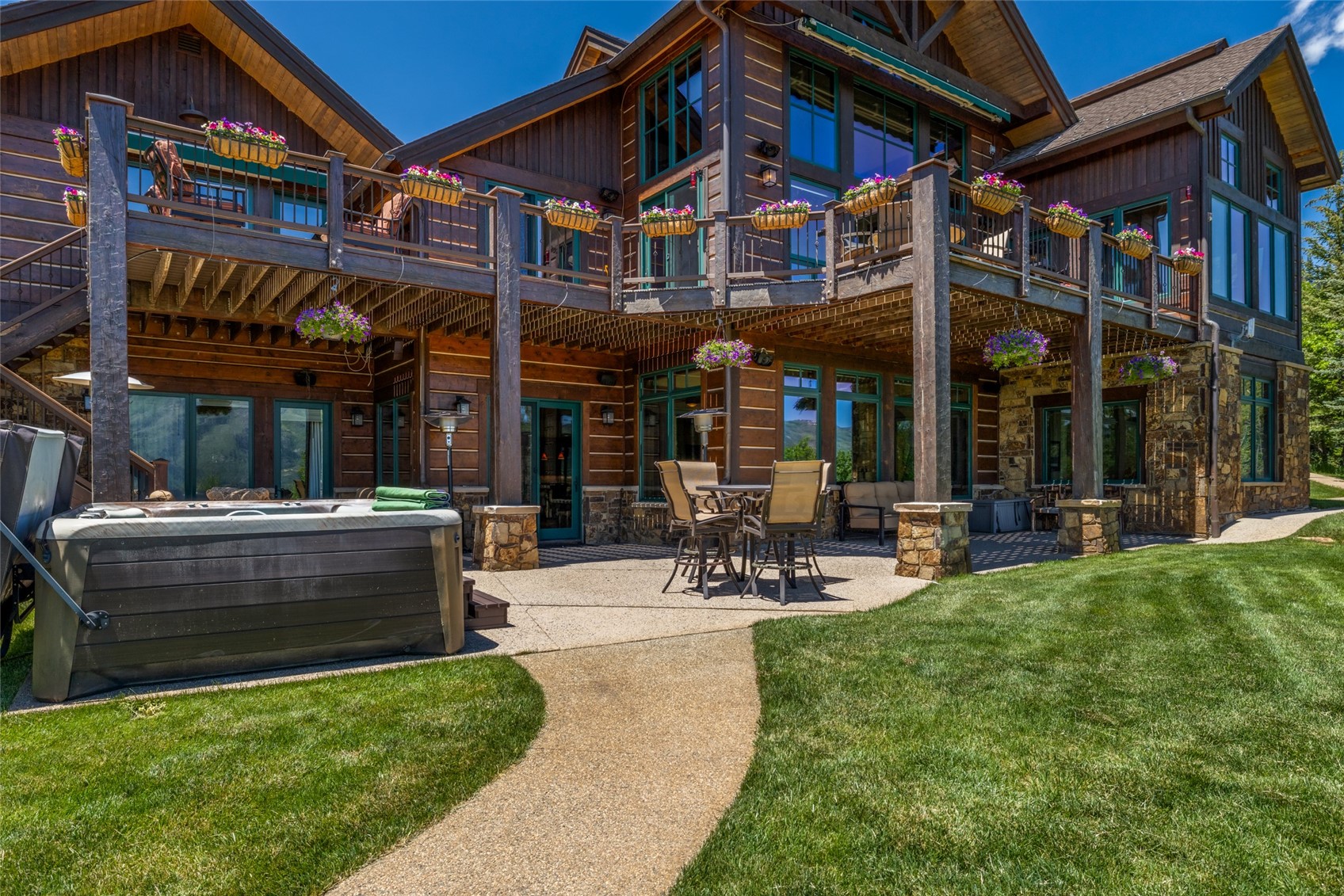 31050 Sweetwater Drive Property Photo 44