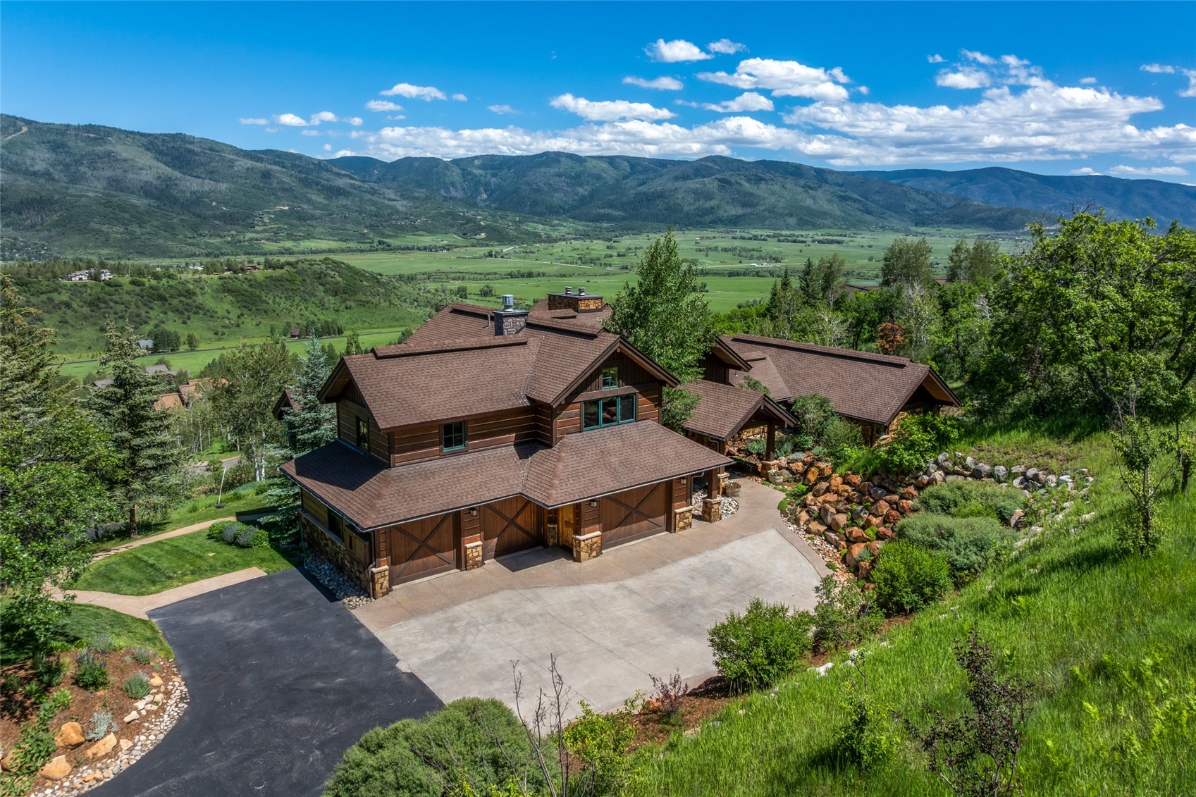 31050 Sweetwater Drive Property Photo 48