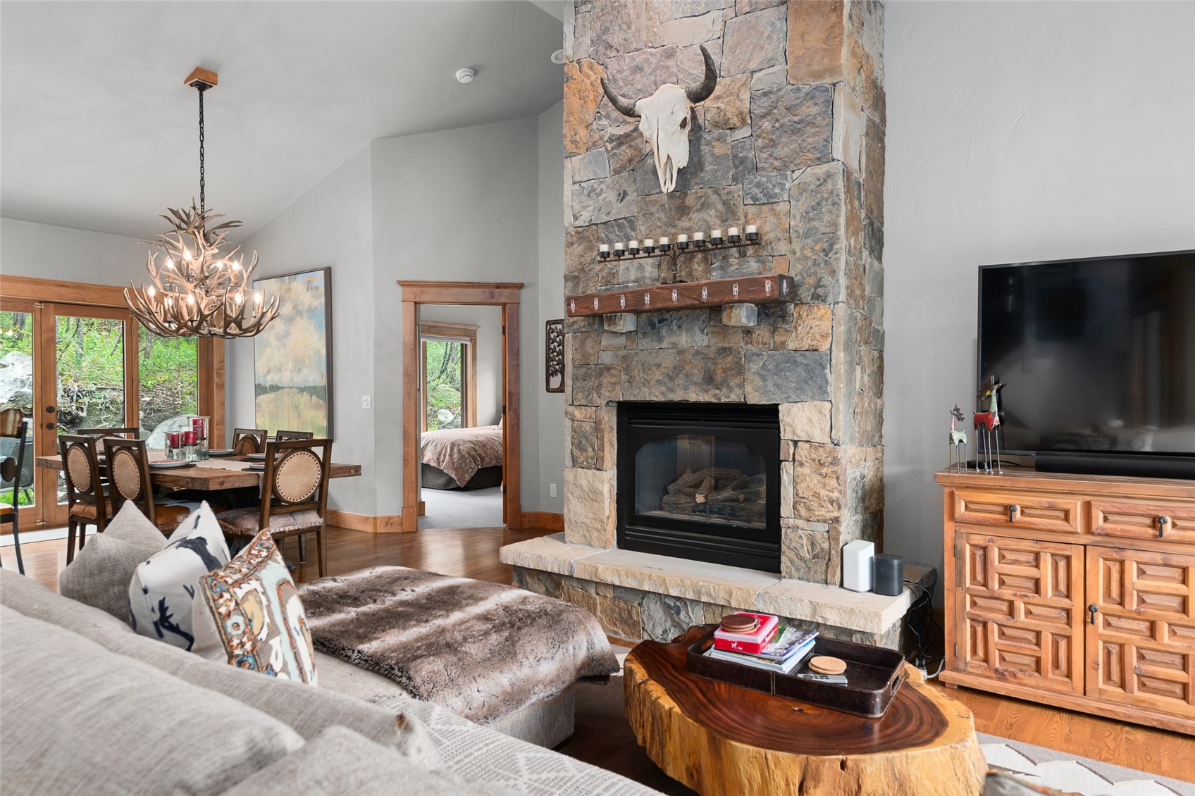 1076 Steamboat Boulevard Property Photo 1