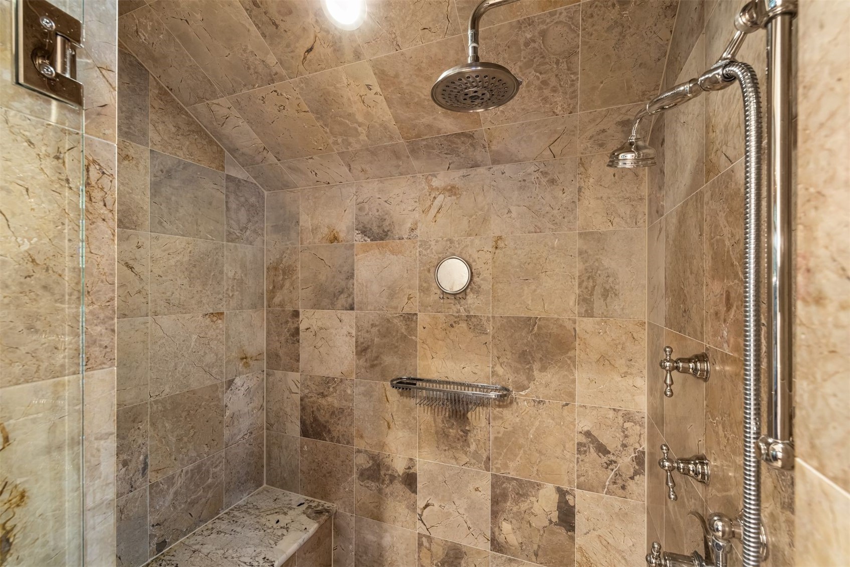 215 Royal Tiger Road Property Photo 26