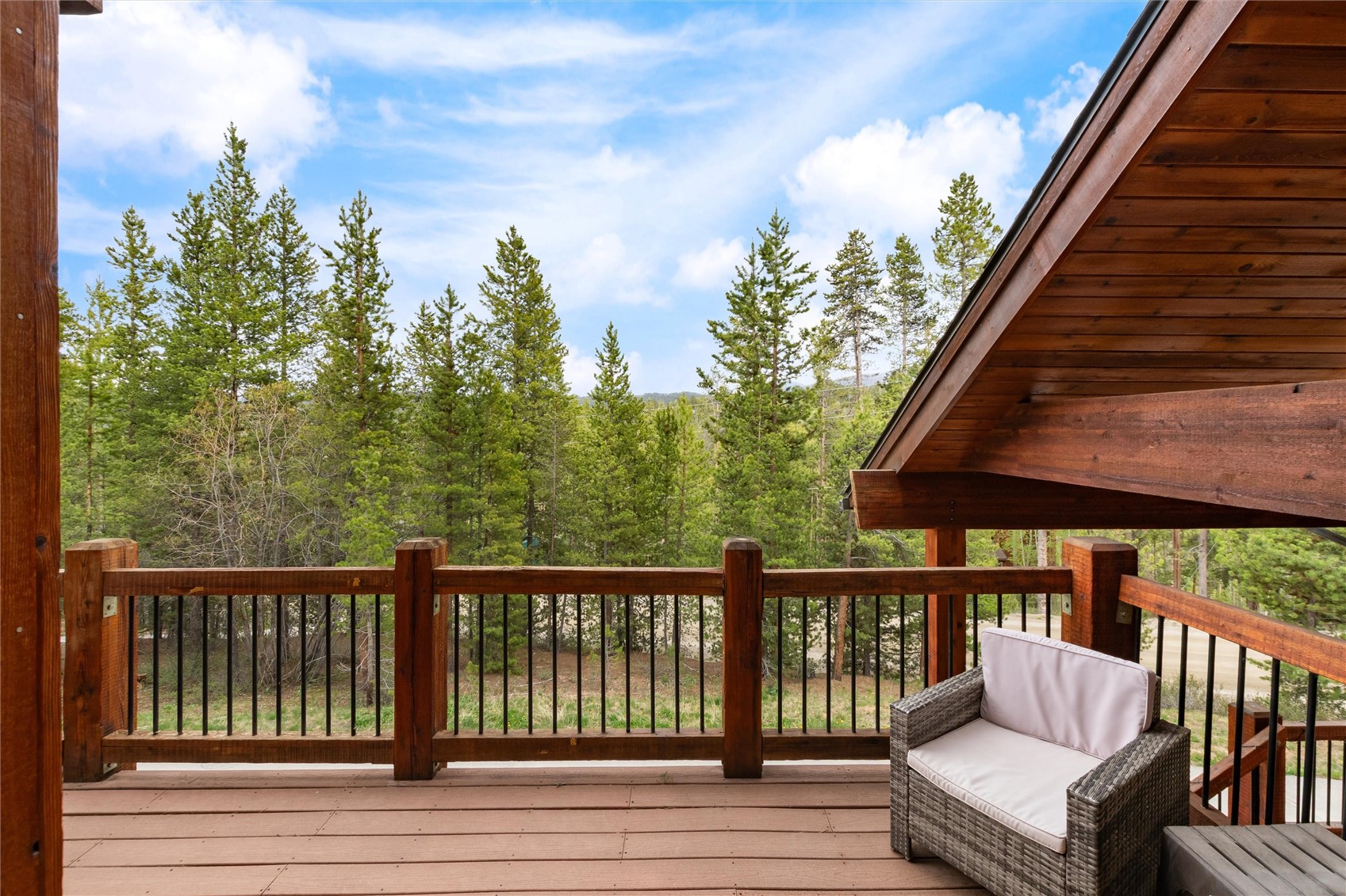 89 Snowshoe Circle Property Photo 17