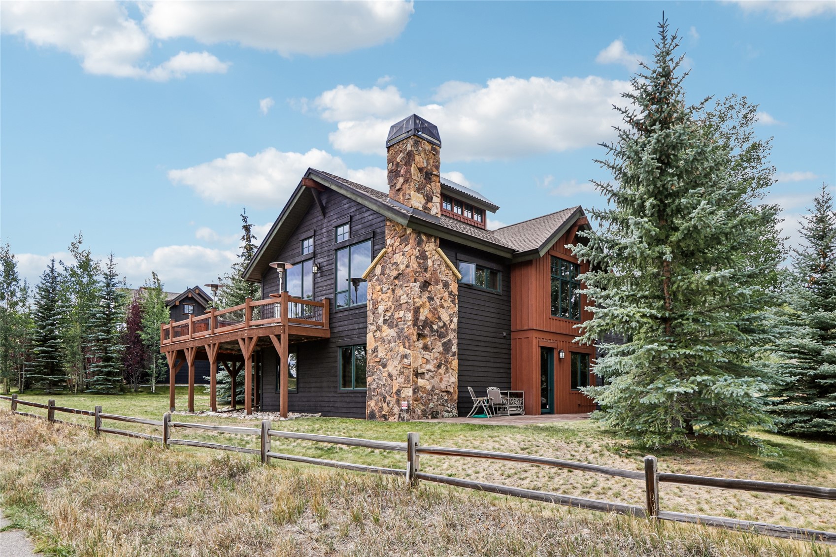 112 Talon Circle Property Photo 4