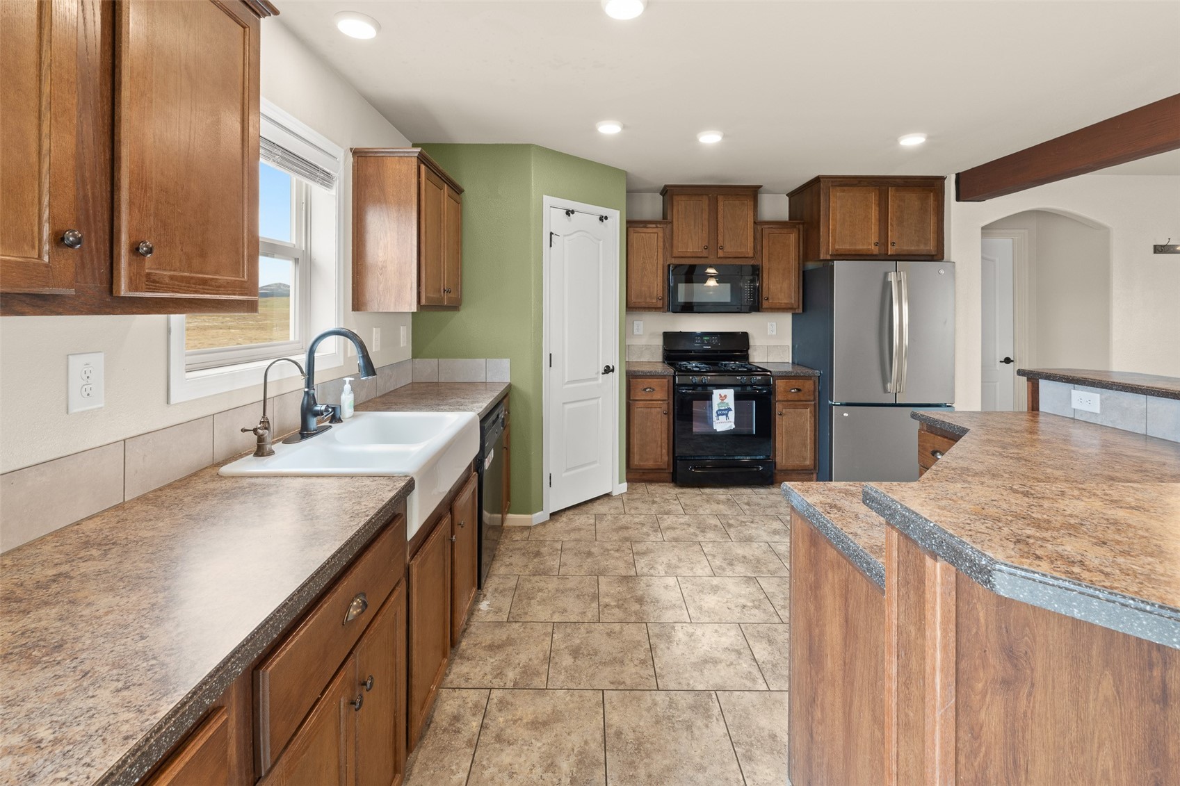 4680 Rogers Drive Property Photo 4