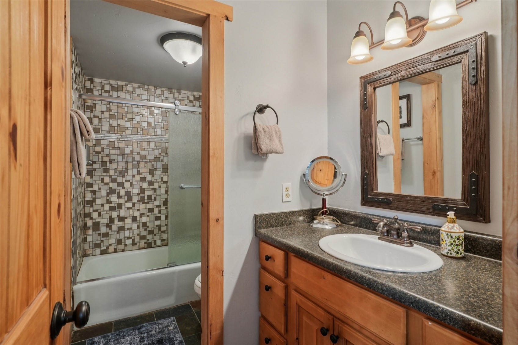 166 S Fuller Placer Road 6 Property Photo 11
