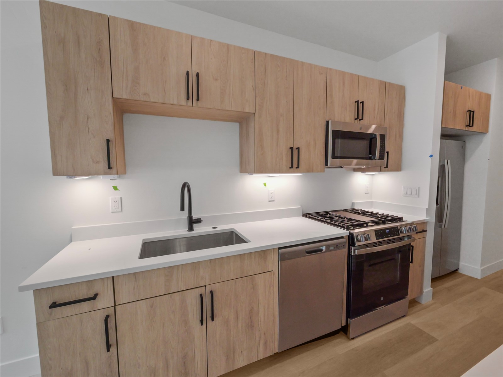 740 Blue River Parkway E2 Property Photo 2