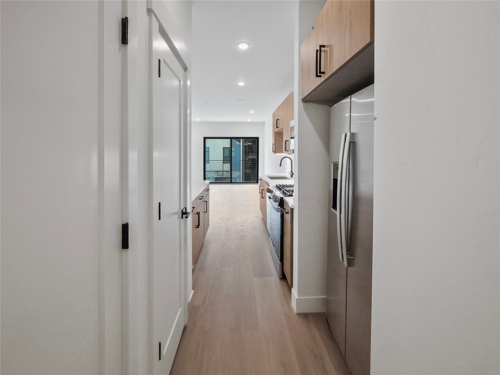 740 Blue River Parkway E2 Property Photo 4