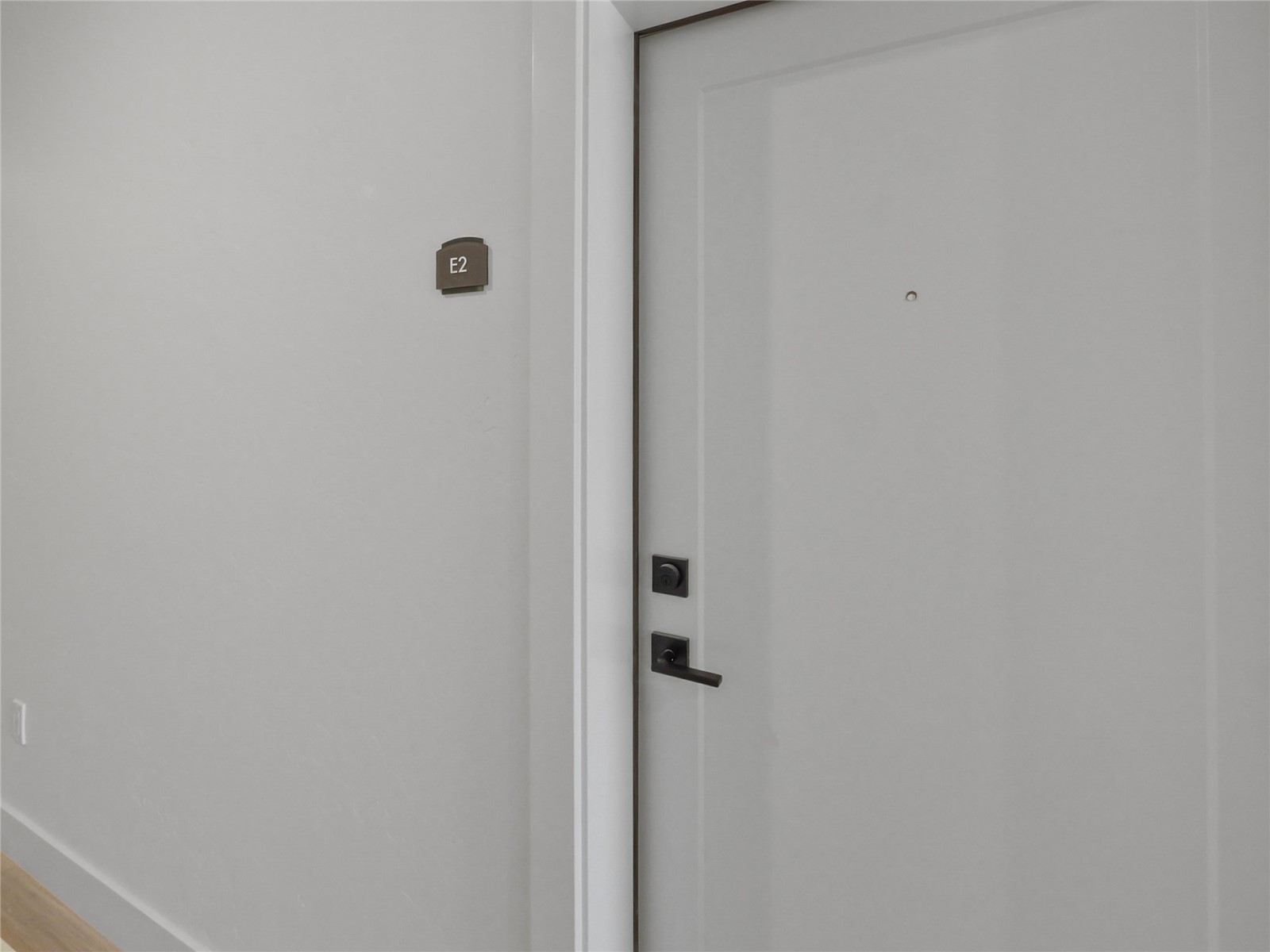 740 Blue River Parkway E2 Property Photo 6