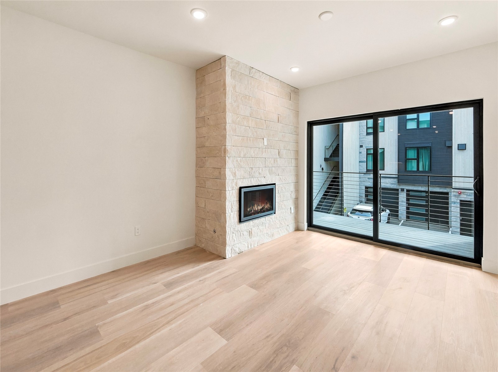 740 Blue River Parkway E10 Property Photo 5