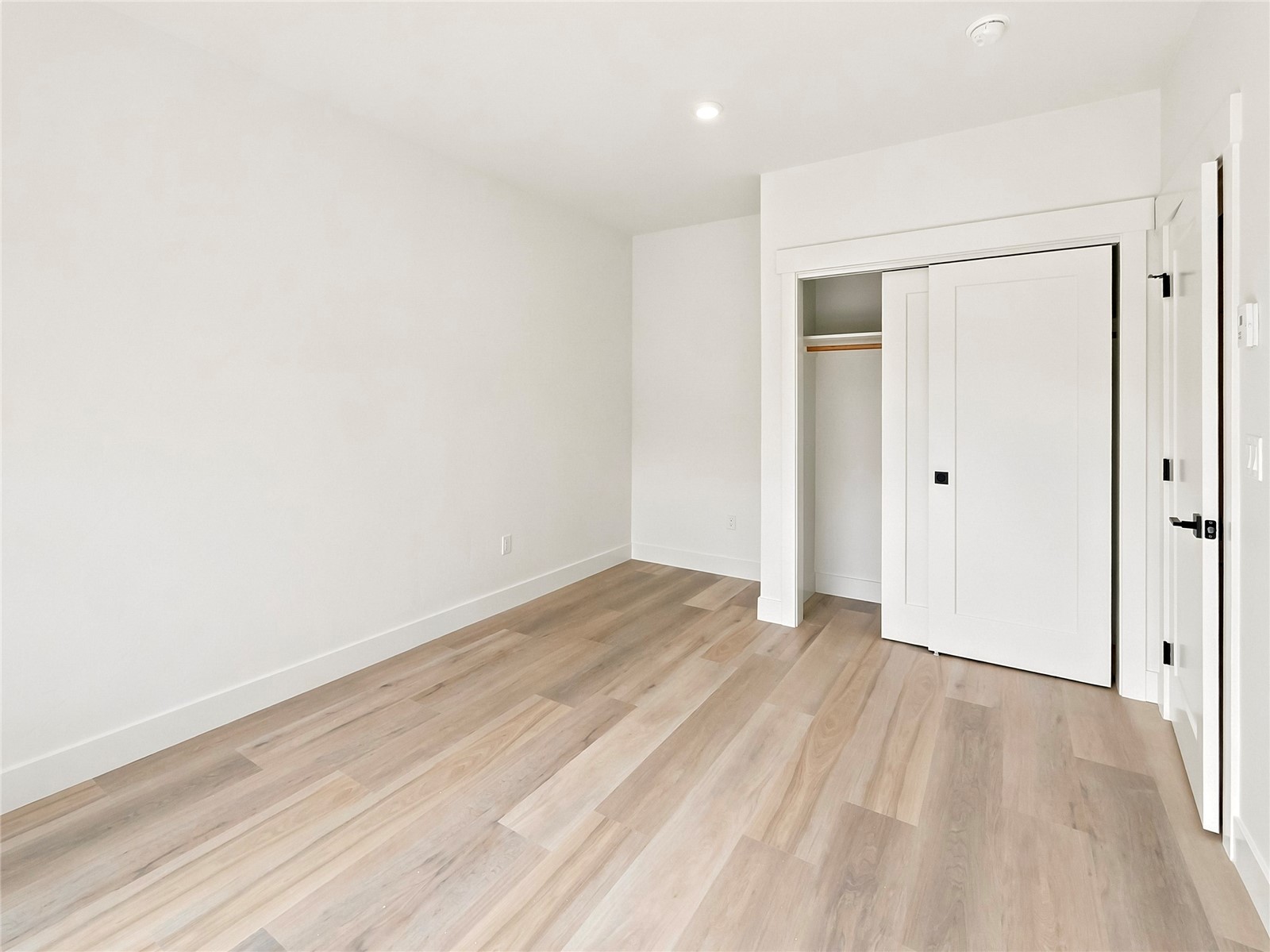 740 Blue River Parkway E10 Property Photo 18