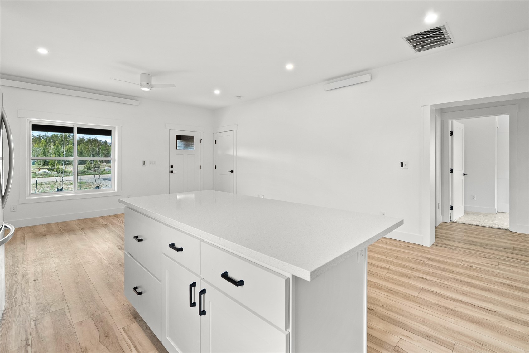 42 Sun Rock Drive B Property Photo 11