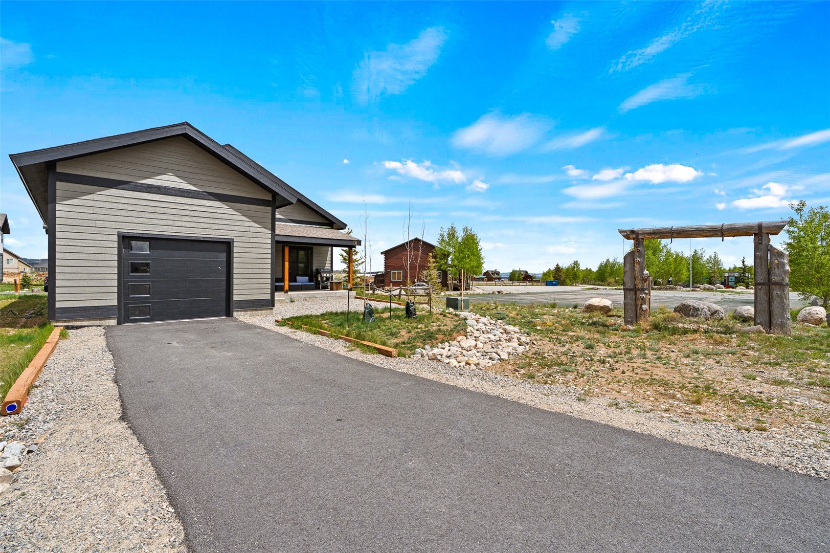 42 Sun Rock Drive B Property Photo 25