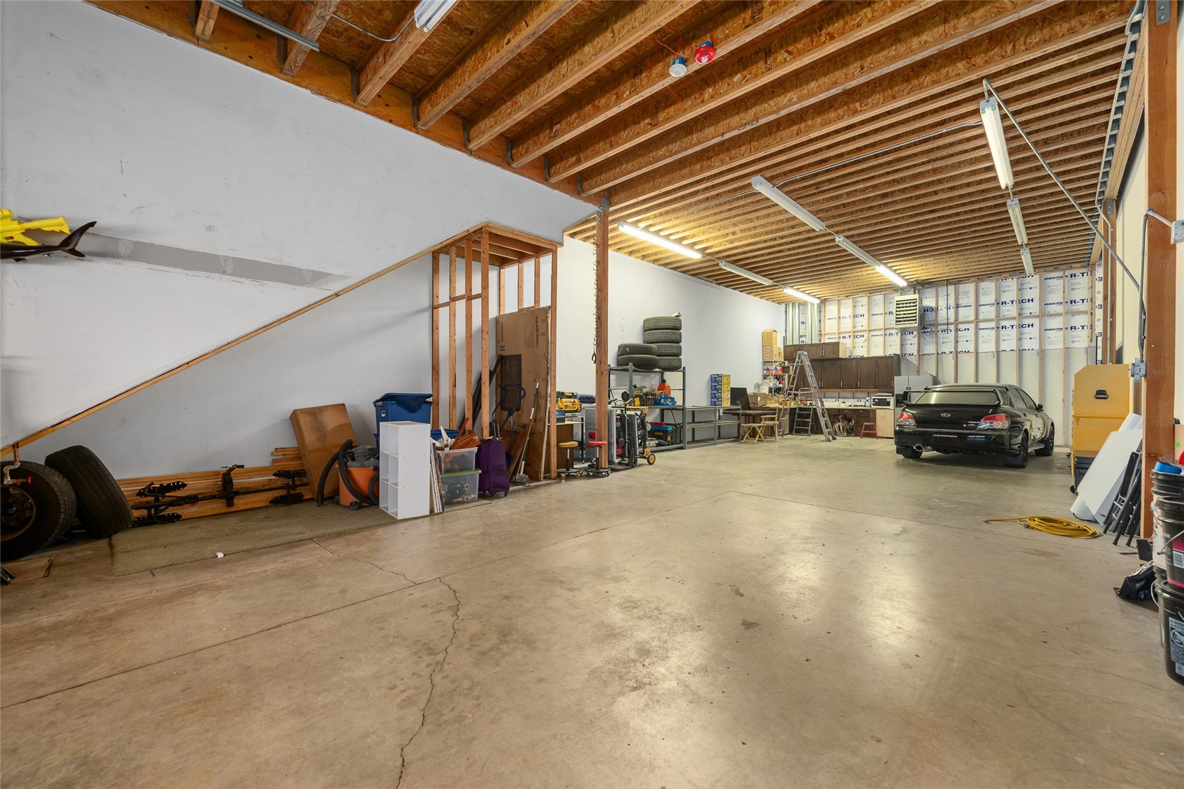 2570 Copper Ridge Drive B Property Photo 5