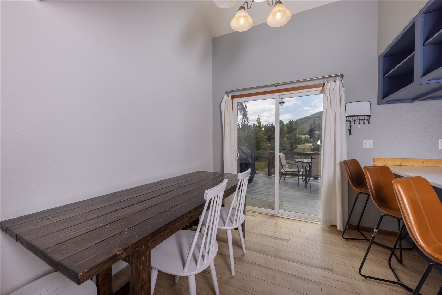 194 Cartier Court Property Photo 7