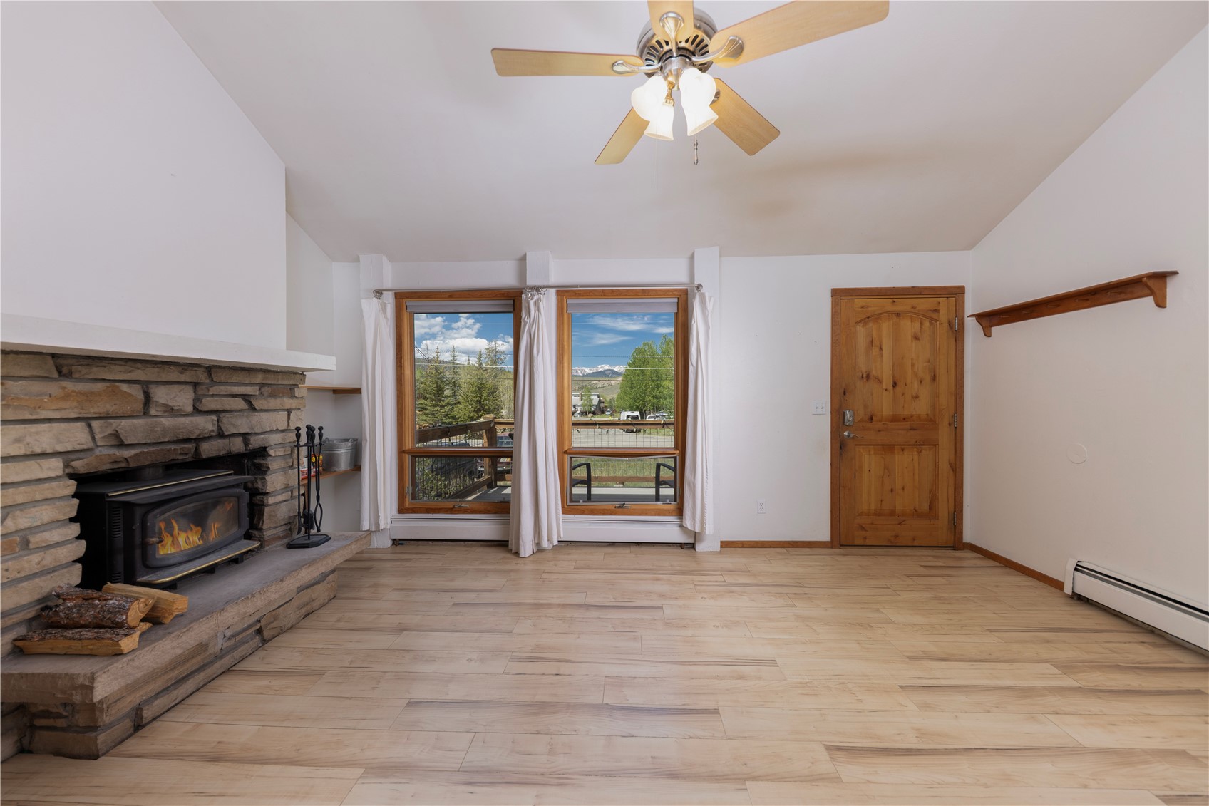 194 Cartier Court Property Photo 10