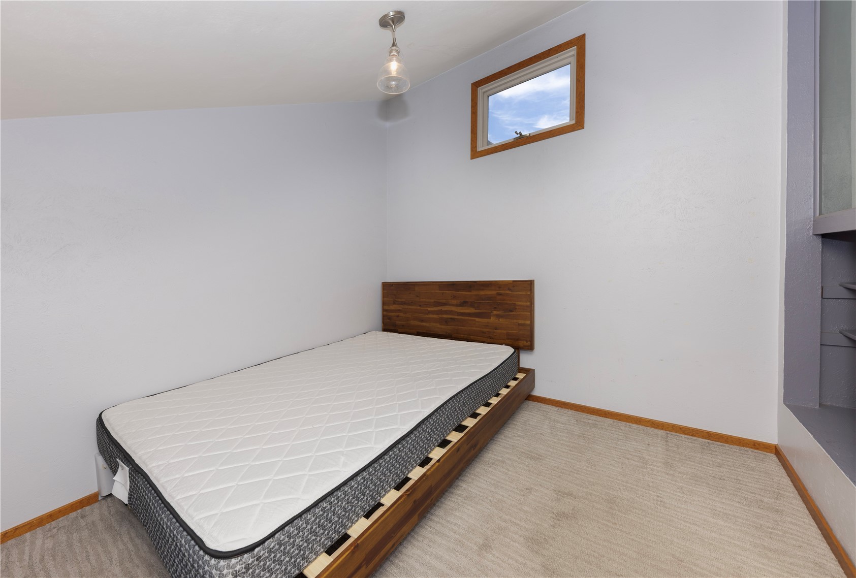 194 Cartier Court Property Photo 22
