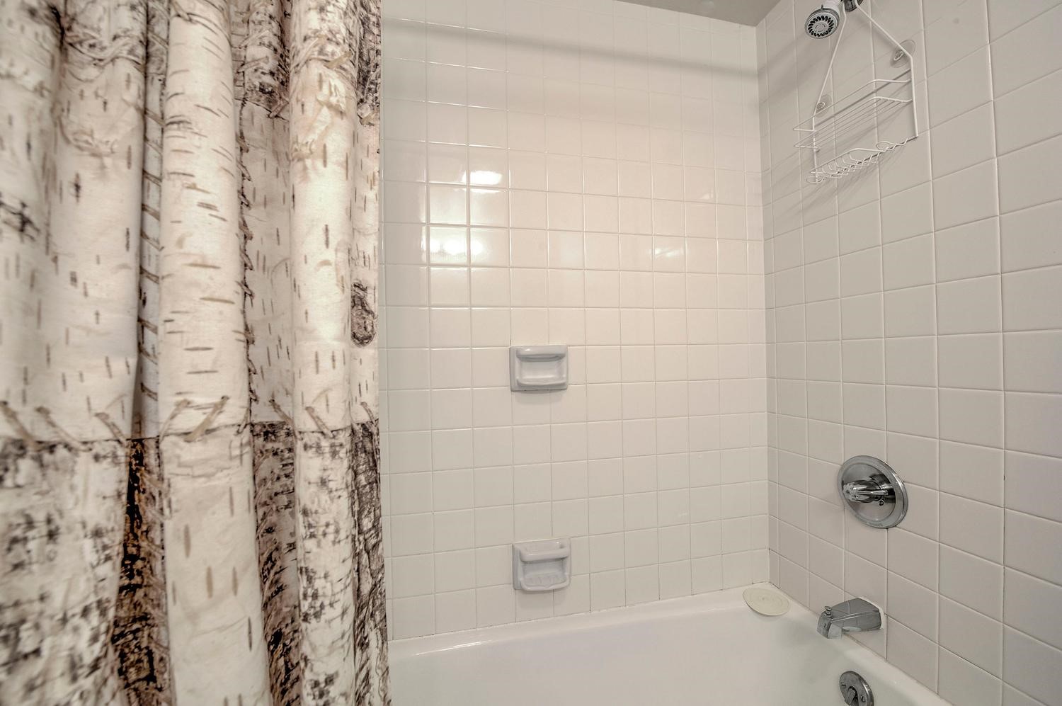 22097 Saints John Road 2521 Property Photo 28