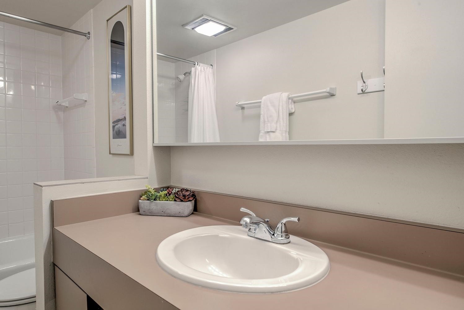 22097 Saints John Road 2521 Property Photo 29