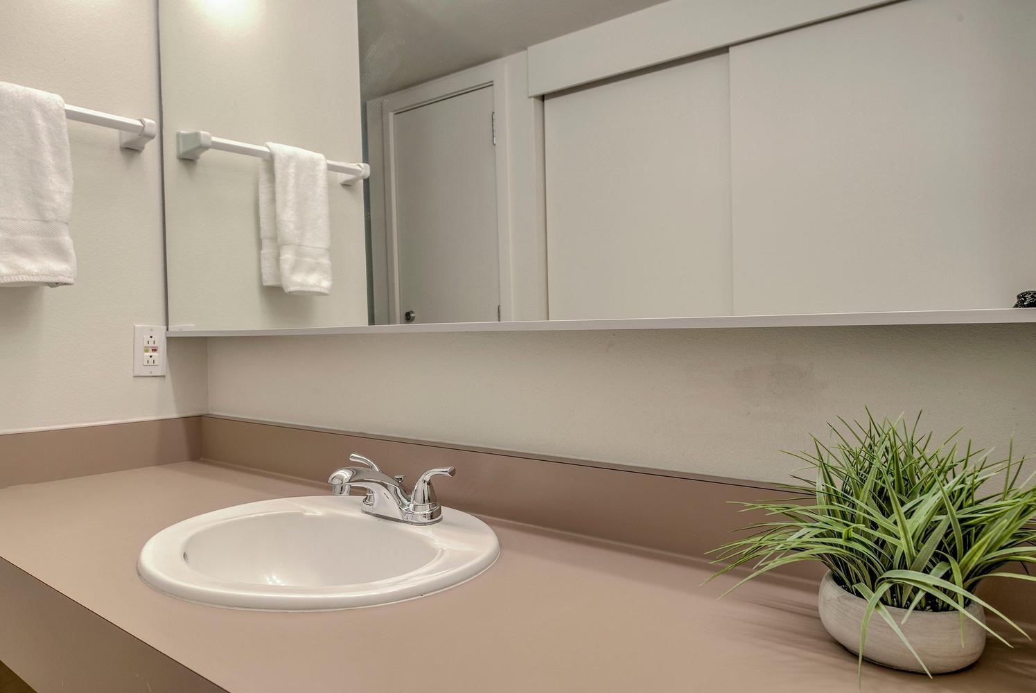 22097 Saints John Road 2521 Property Photo 33