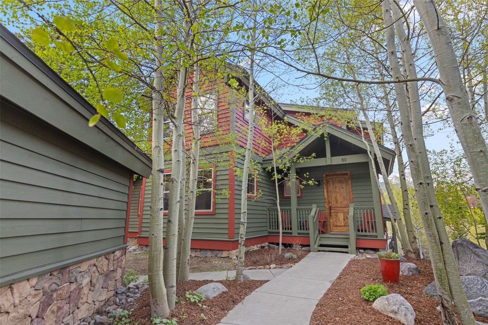 80 Sheppard Circle Property Photo 4