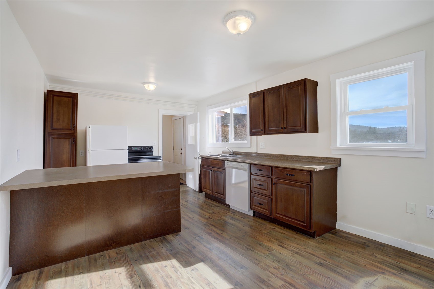 50 Singleton Road Property Photo 2