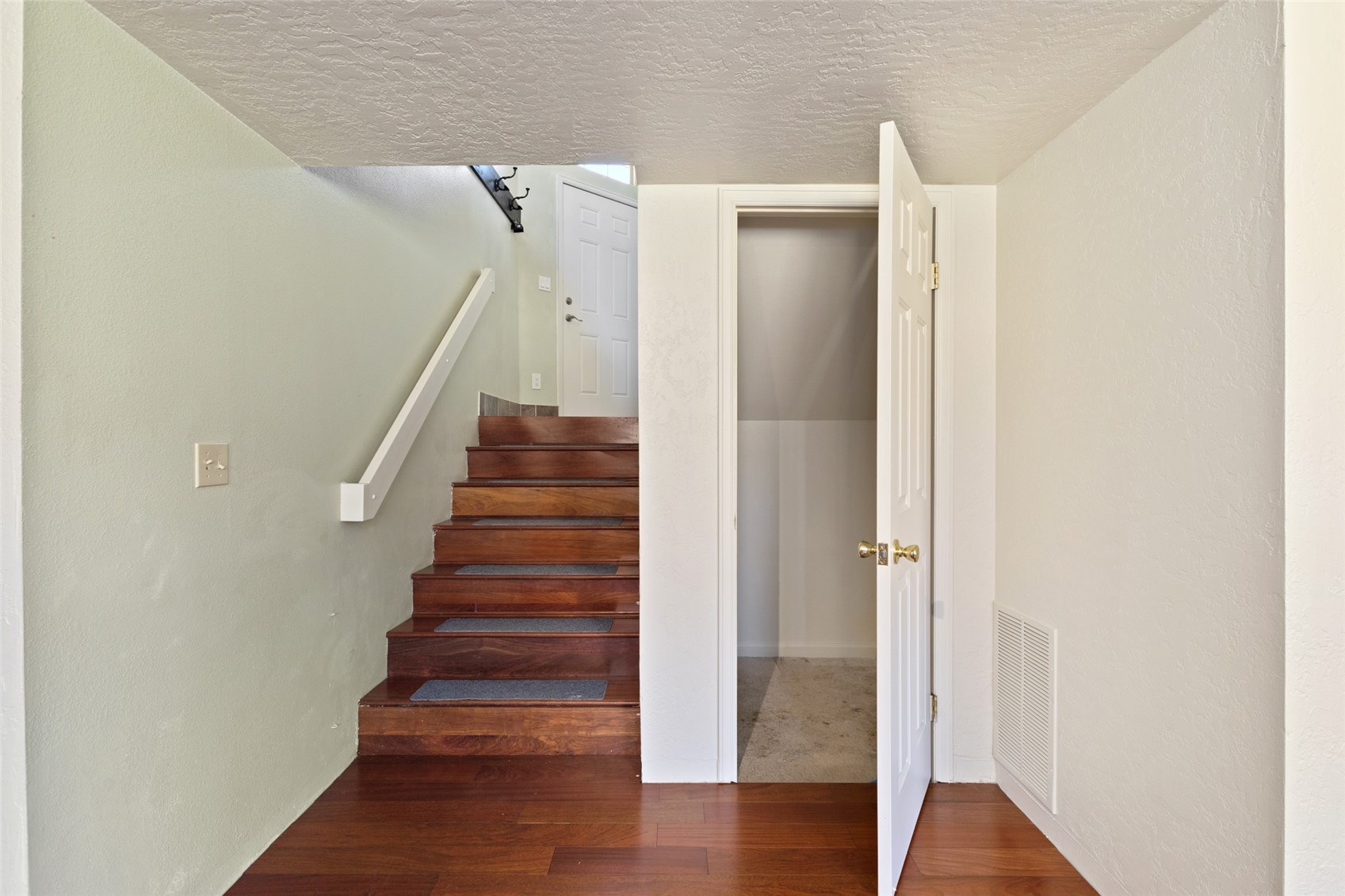 368 Vista Verde Drive Property Photo 22