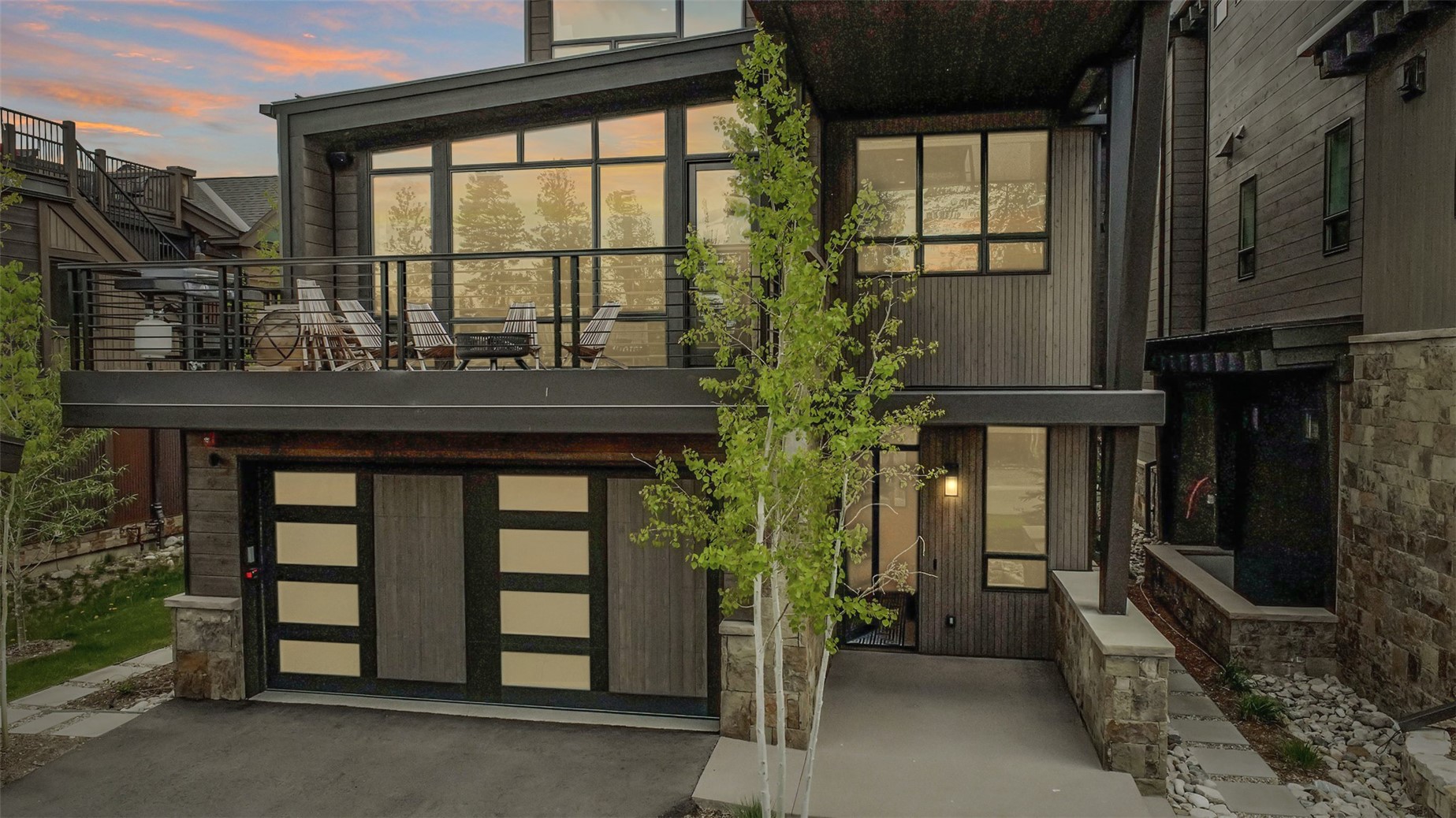 212 Frisco Street Property Photo 2