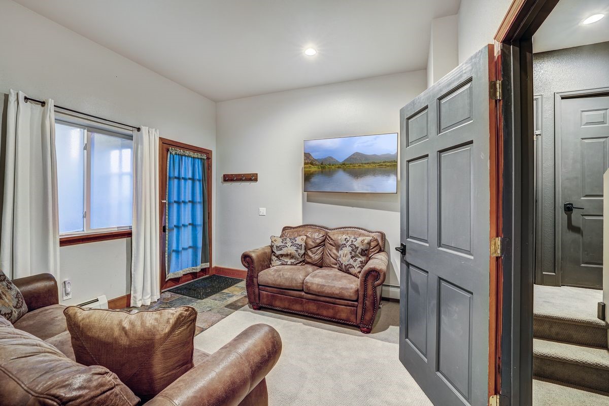 1095 Quartzville Road Property Photo 31